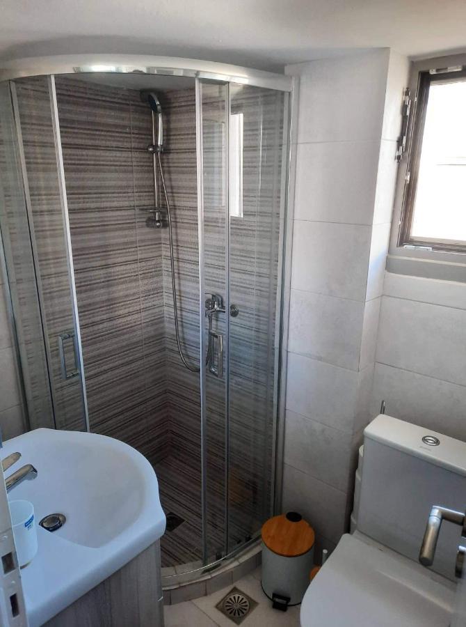 House Dimitris & Vicky Apartment Athens Ngoại thất bức ảnh
