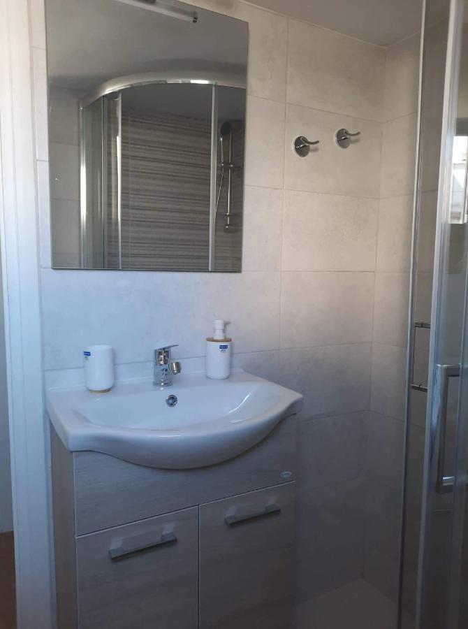 House Dimitris & Vicky Apartment Athens Ngoại thất bức ảnh