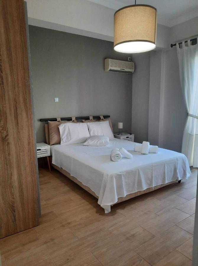 House Dimitris & Vicky Apartment Athens Ngoại thất bức ảnh